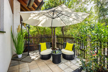 Apartamento amueblado en planta baja con bonita terraza