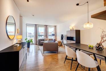 Apartamento amueblado muy bonito en Schwanthalerhöhe