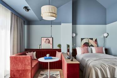 Schwan Locke | Theresienwiese | Suite Terraza 