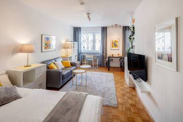 Se alquila amplio apartamento amueblado