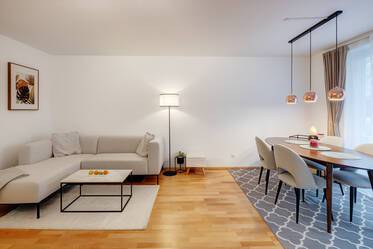 Precioso apartamento en planta baja con logia.