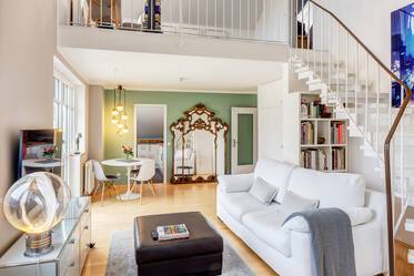 Dúplex con galería amueblado muy bonito en Bogenhausen