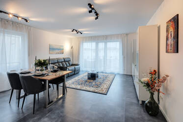 Luminoso apartamento de 3 habitaciones, muebles como nuevos