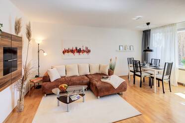 Soleado apartamento de 2 habitaciones con terraza en alquiler
