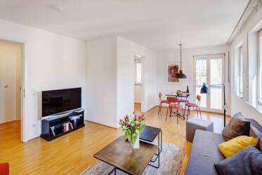 Luminoso apartamento recién amueblado en Theresienhöhe