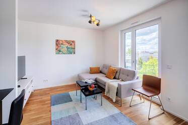 Se alquila: moderno apartamento de 2 habitaciones con logia oeste