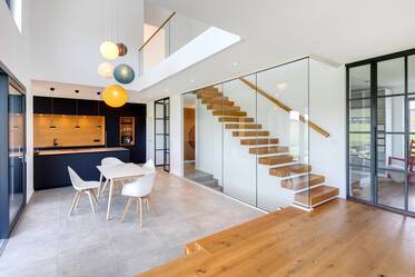 Casa de arquitecto moderno con vistas despejadas