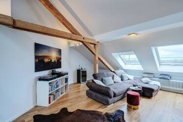 Amplio y exclusivo apartamento con galería en alquiler.
