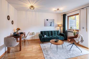 Apartamento de 1,5 habitaciones recién amueblado cerca de la estación de Perlach