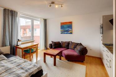 Soleado apartamento amueblado con vistas panorámicas e internet