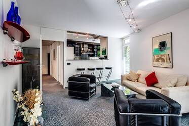 Apartamento amueblado muy bonito en Neuhausen
