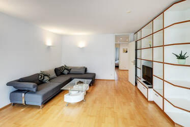 Apartamento amueblado muy bonito en Solln