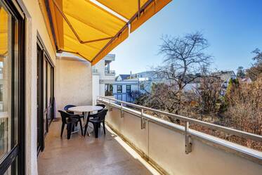 Luminoso apartamento con amplio balcón en alquiler