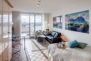 Apartamento amueblado bonito en Arabellapark