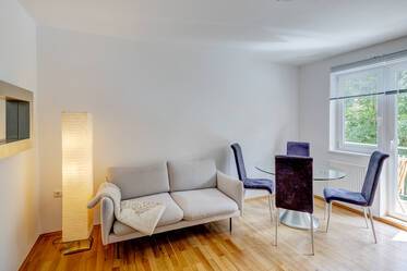 Luminoso y acogedor apartamento con balcón