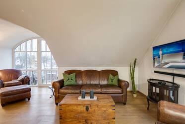 Piso con galería amueblado muy bonito en Englschalking