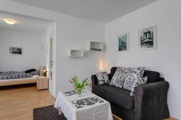 En Theresienstraße (U2): apartamento tipo estudio
