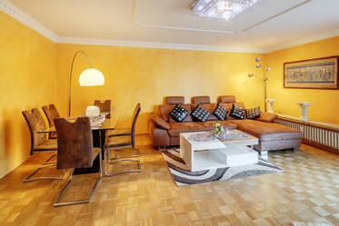 Apartamento amueblado muy bonito en Laim