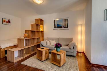 Apartamento amueblado de 1 habitación en Lindwurmstraße, balcón soleado