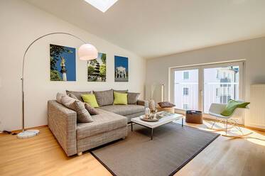 Ático amueblado muy bonito en Bogenhausen