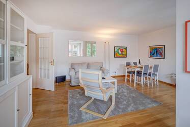 Apartamento de 2 habitaciones con balcón y aparcamiento opcional.