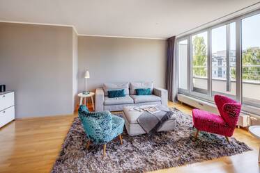 Céntrico apartamento de 2 habitaciones con balcón y lavadora-secadora