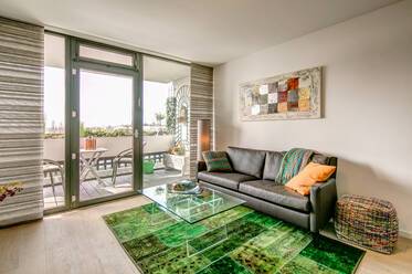 Apartamento de 2 habitaciones modernamente amueblado con preciosas vistas sobre Múnich