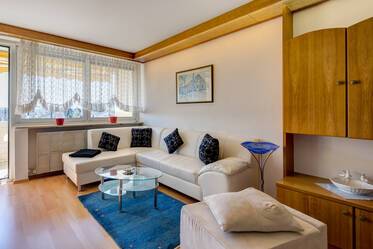 Laim: apartamento de 3 habitaciones totalmente equipado con balcón