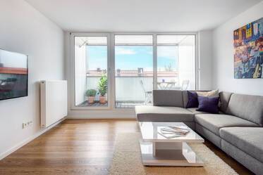 Primera ocupación después de la renovación: Apartamento en la azotea con logia orientada al sur en M - Maxvorstadt