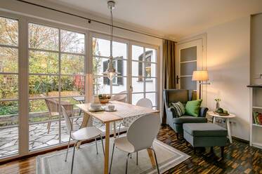 Apartamento lujoso: amueblado muy bonito en Gauting