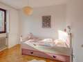 chalet adosado en esquina München Obersendling 01 2. cuarto infantil 12456