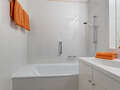 ático con terraza München Arabellapark 01 baño 9024