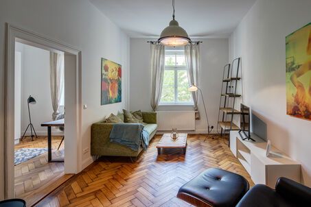 https://www.mrlodge.es/pisos/apartamento-de-2-habitaciones-munich-westend-10115