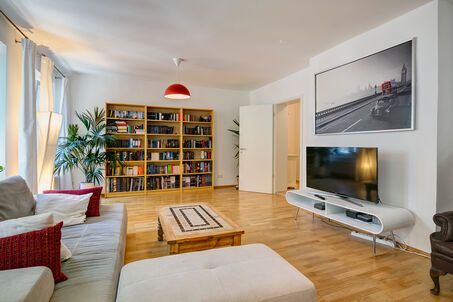 https://www.mrlodge.es/pisos/apartamento-de-3-habitaciones-munich-au-haidhausen-10129