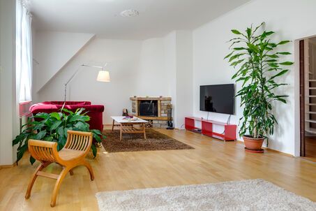 https://www.mrlodge.es/pisos/apartamento-de-5-habitaciones-munich-neuhausen-10171