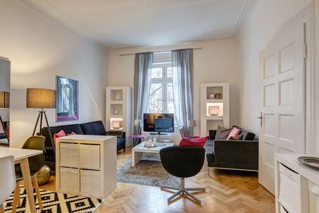 https://www.mrlodge.es/pisos/apartamento-de-3-habitaciones-munich-neuhausen-10274