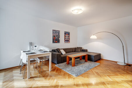 https://www.mrlodge.es/pisos/apartamento-de-3-habitaciones-munich-schwabing-10303