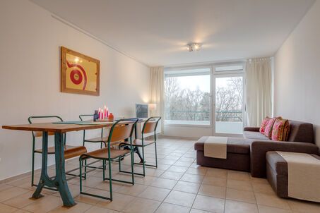 https://www.mrlodge.es/pisos/apartamento-de-2-habitaciones-munich-bogenhausen-10370
