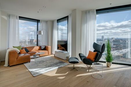 https://www.mrlodge.es/pisos/apartamento-de-4-habitaciones-munich-nymphenburg-10451