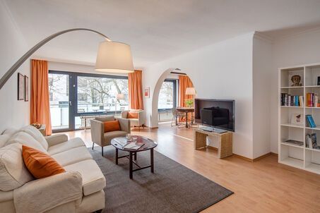 https://www.mrlodge.es/pisos/apartamento-de-2-habitaciones-munich-solln-10485