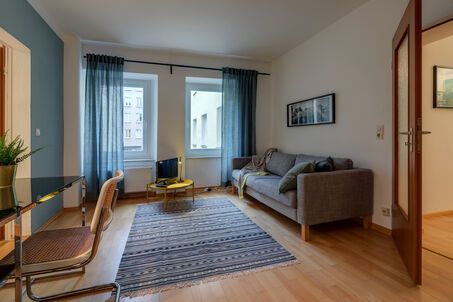 https://www.mrlodge.es/pisos/apartamento-de-2-habitaciones-munich-maxvorstadt-10810