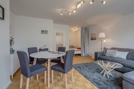 https://www.mrlodge.es/pisos/apartamento-de-1-habitacion-munich-neuhausen-10941