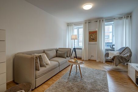 https://www.mrlodge.es/pisos/apartamento-de-3-habitaciones-munich-maxvorstadt-10963