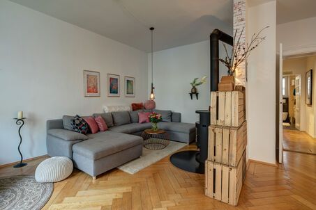 https://www.mrlodge.es/pisos/apartamento-de-3-habitaciones-munich-neuhausen-10998