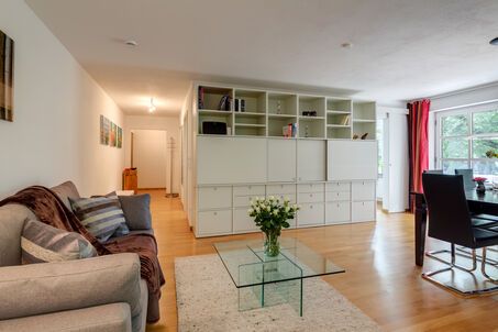 https://www.mrlodge.es/pisos/apartamento-de-2-habitaciones-munich-nymphenburg-gern-11046