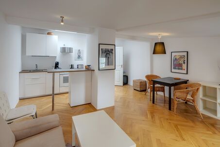 https://www.mrlodge.es/pisos/apartamento-de-2-habitaciones-munich-schwanthalerhoehe-11507