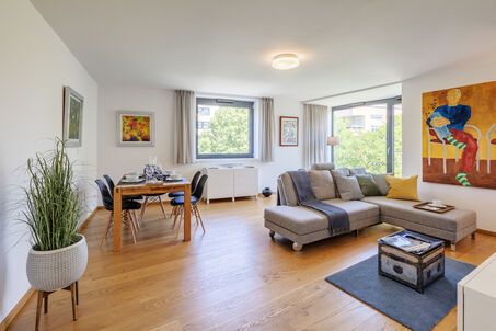 https://www.mrlodge.es/pisos/apartamento-de-3-habitaciones-munich-schwabing-west-11559