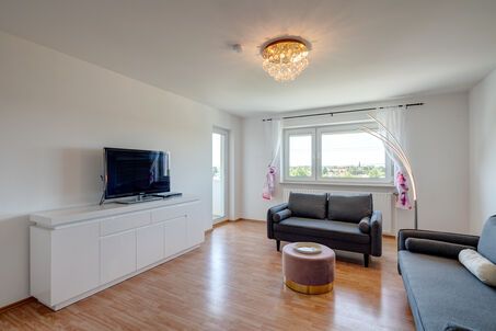 https://www.mrlodge.es/pisos/apartamento-de-3-habitaciones-munich-neuaubing-11622