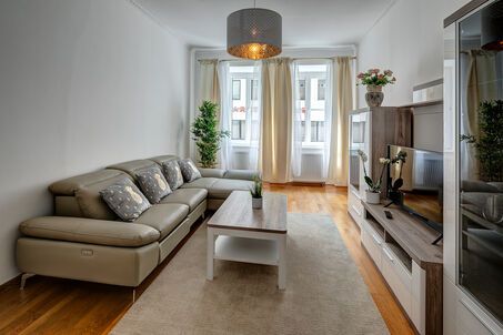 https://www.mrlodge.es/pisos/apartamento-de-3-habitaciones-munich-neuhausen-11686