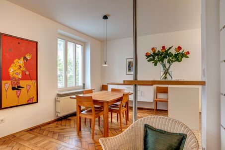 https://www.mrlodge.es/pisos/apartamento-de-2-habitaciones-munich-au-haidhausen-11729